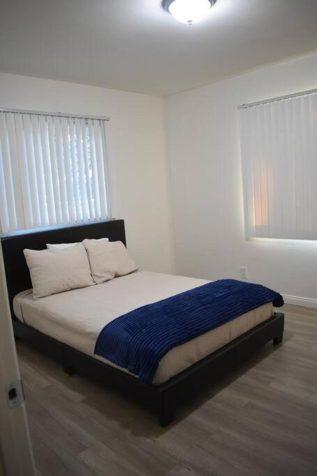 Long Cozy Remodled Holiday home Long Beach